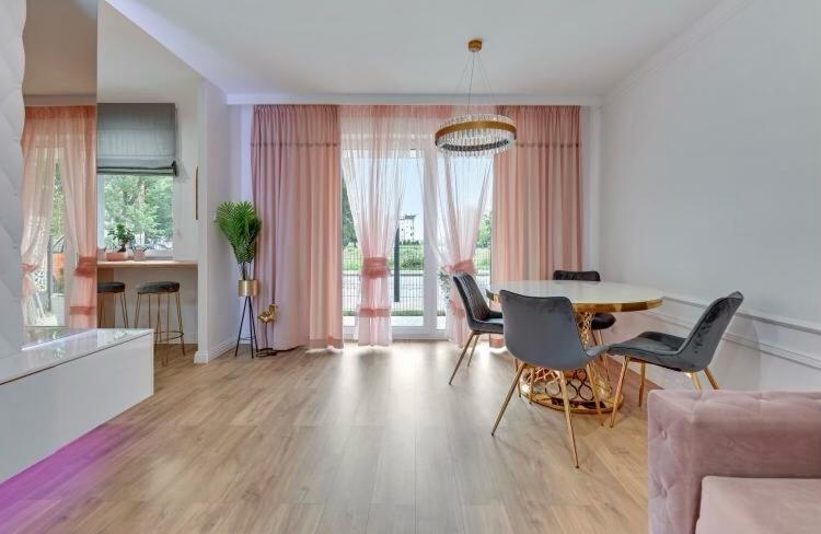 Glamour Apartment Przy Starowce 格但斯克 外观 照片
